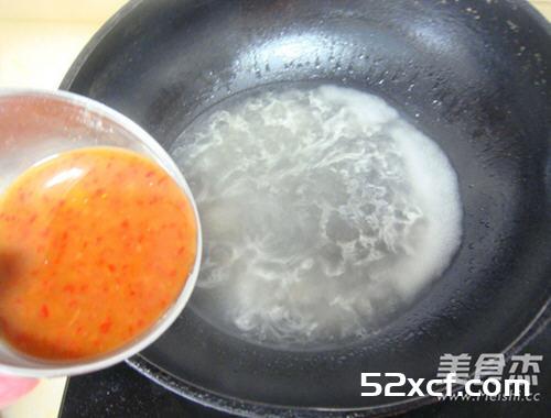 浇汁油豆腐塞肉的做法