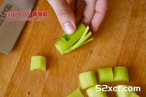 西芹怎么切好看图解_家常西芹的切法整合