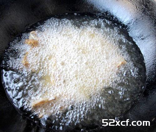油炸刀鱼的做法