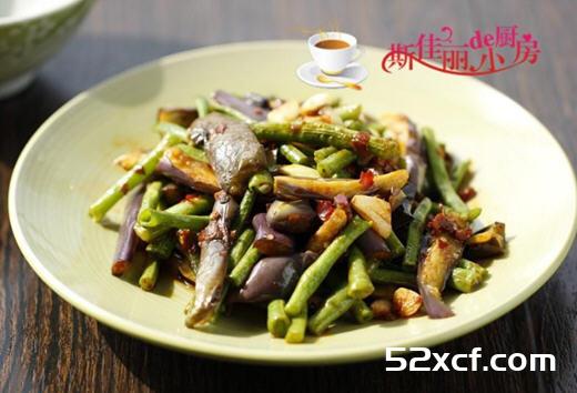 豆瓣酱茄子炒豆角的做法