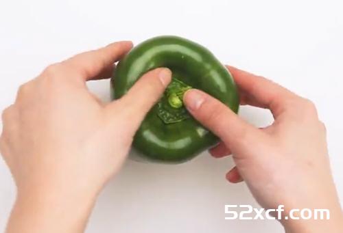 青椒怎么去籽？虎皮青椒快速去籽方法图解