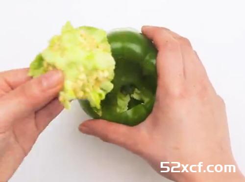 青椒怎么去籽？虎皮青椒快速去籽方法图解