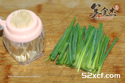用牙签“切”漂亮葱丝的方法图文讲解