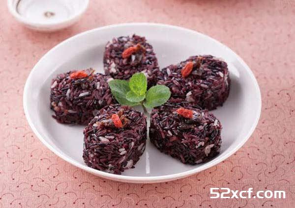 每天吃6颗洋葱冰 三道美食助你快速瘦身