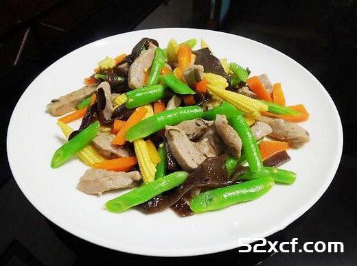 香炒缤纷四季豆的做法