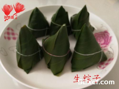 香肠红枣粽子的做法