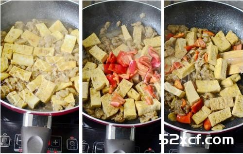 猪油渣烧豆腐的做法