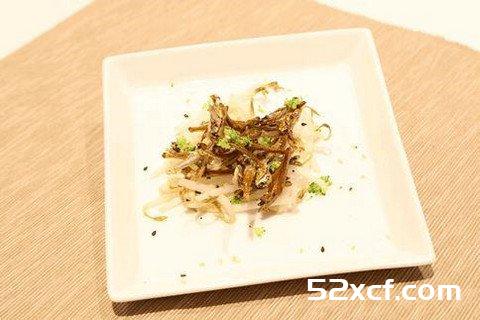 绿豆芽芥兰做菜给孕妇补钙又补纤