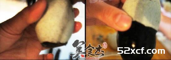 怎么样剥出完整松花蛋？用嘴吹速度最快
