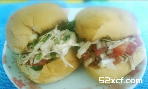 餐包佐莎莎酱烤鸡胸肉的做法图解