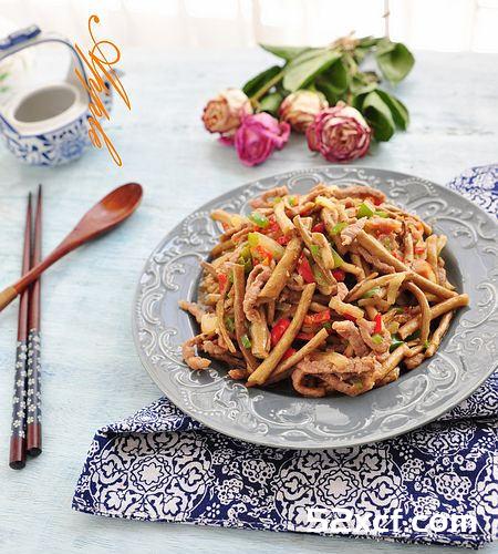 茶树菇炒牛肉的做法