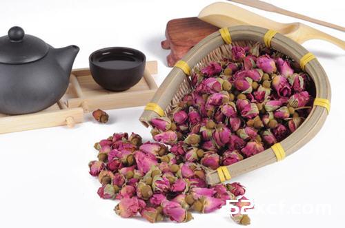 春天清火多吃8类芽菜花茶